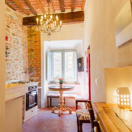 Appartement Borgo Boutique Casa Raffaella 1 à Suvereto Extérieur photo